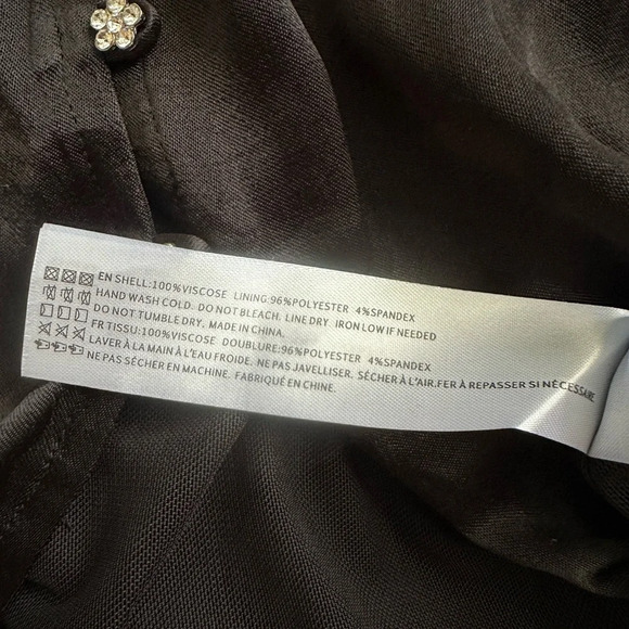 En Saison Lizette Satin Button Up Midi Dress. Size Medium. - Picture 8 of 9